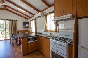 Euston Club Resort Cabin 8 kitchen